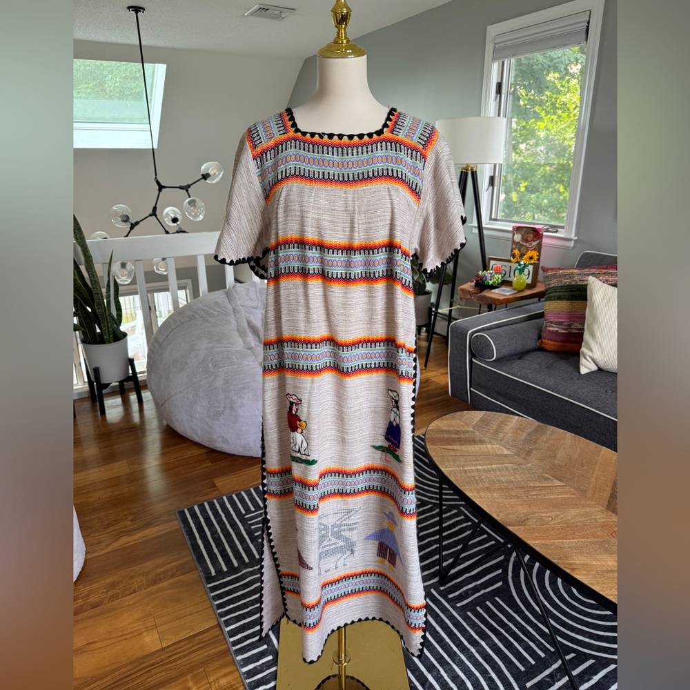 Unbranded 70s embroidered kaftan